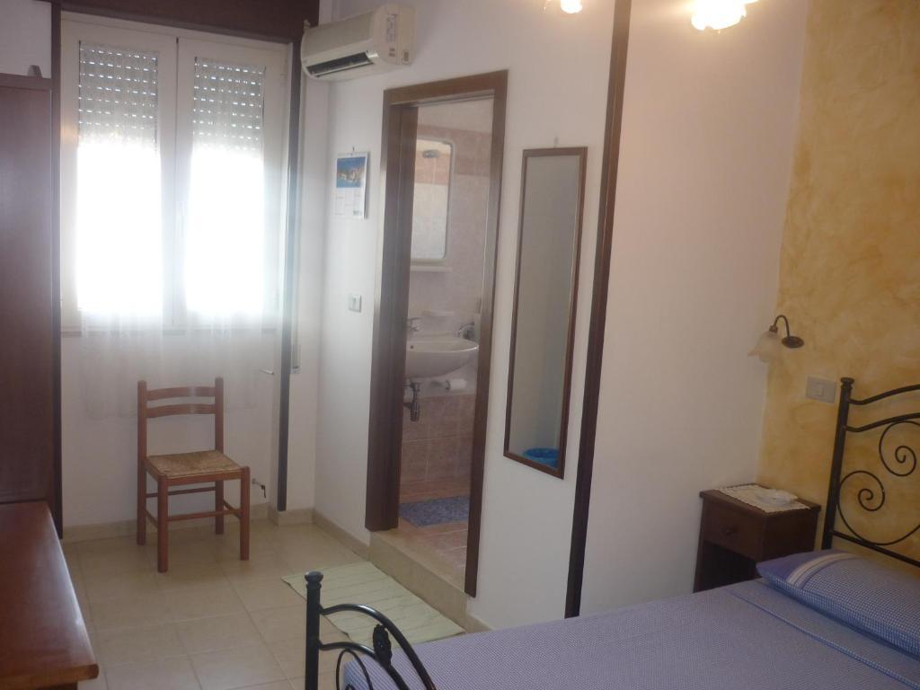 Albergo Vittoria Taviano  Zimmer foto